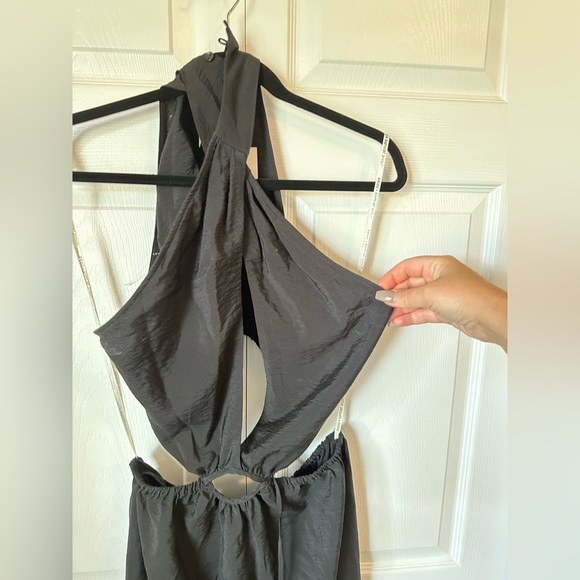 YFB Cutout twist top high neck midi dress sz.M - Picture 4 of 4